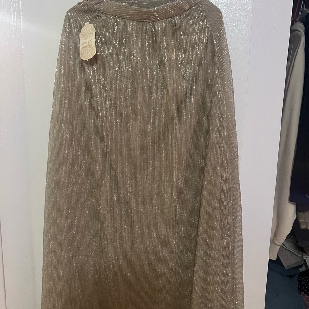Shimmering long skirts dress Brand New size:S